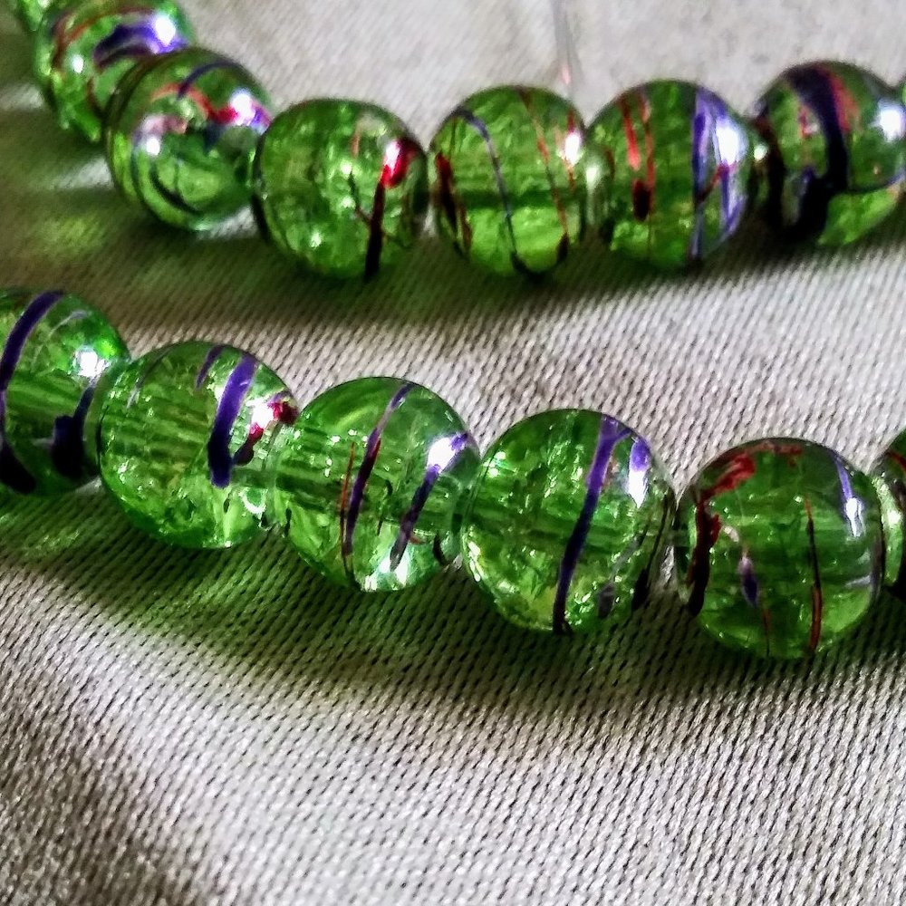 Green Cracked Glass Beads Retro 80's Style